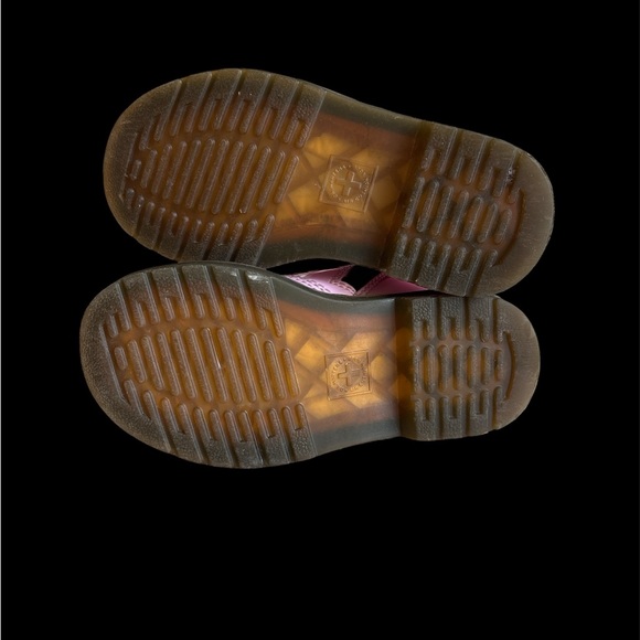 🍂Dr. Martens Kids Boots in Shiny Pink - Picture 3 of 7